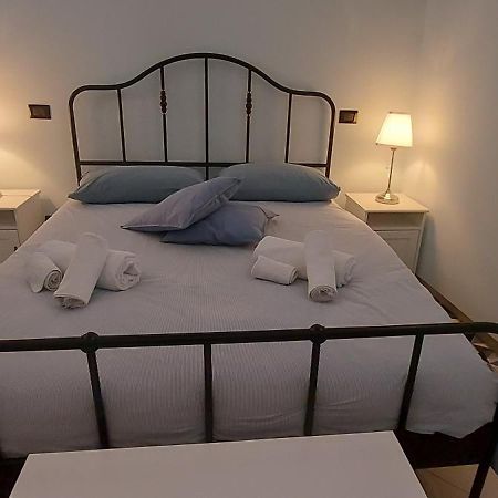 Casa Jo Bed & Breakfast Bari Exterior photo